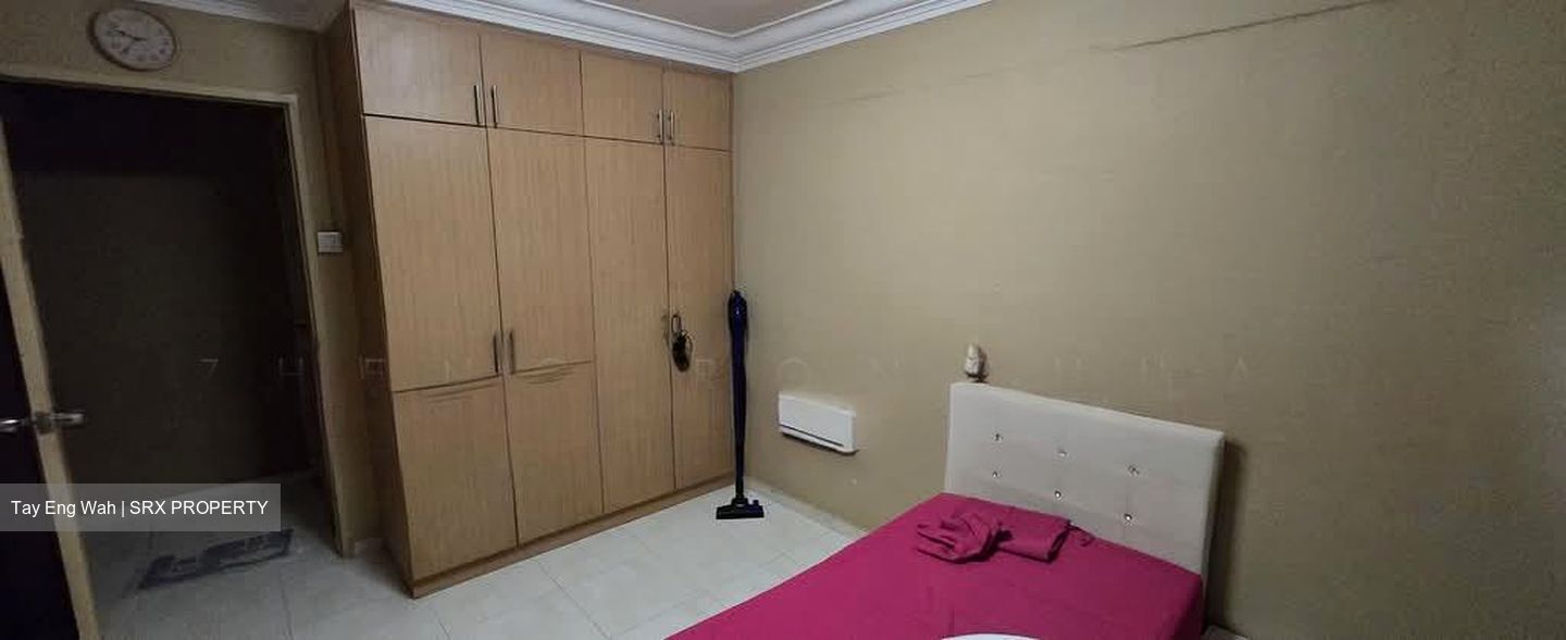 Blk 234 Jurong East Street 21 (Jurong East), HDB 4 Rooms #532319741